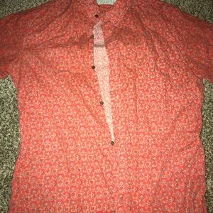 Short sleeve button up